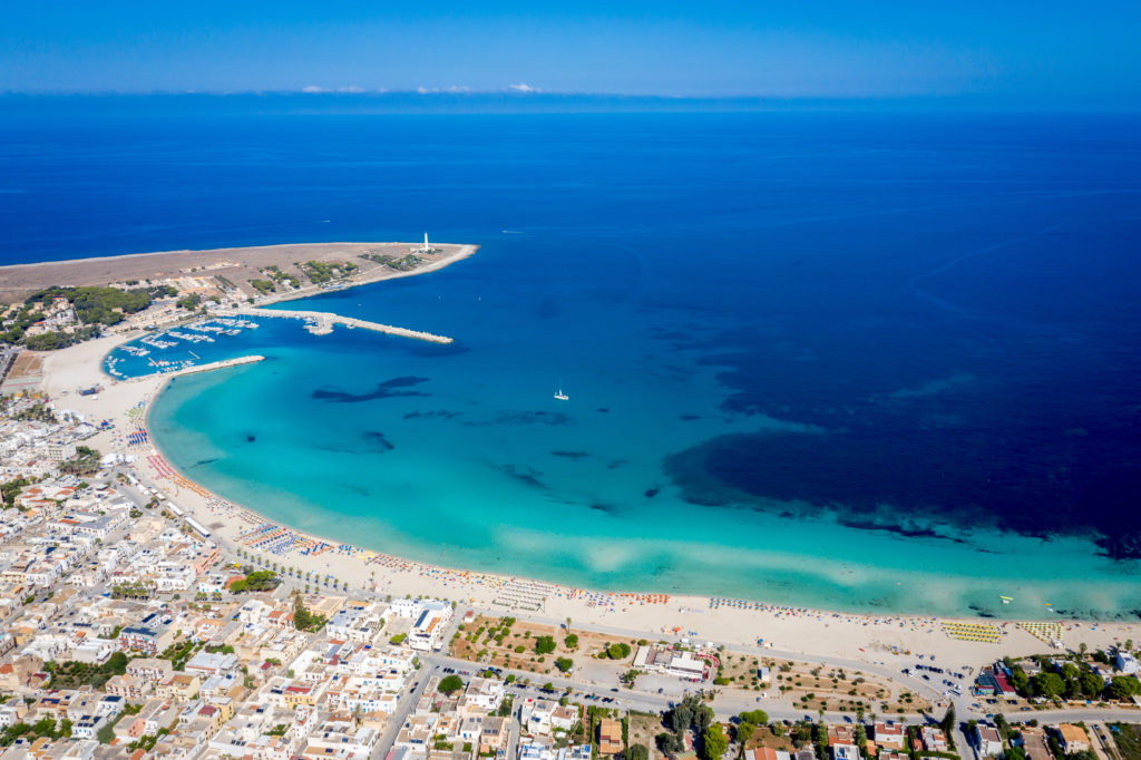 Bilde av en av verdens vakreste strender i San Vito Lo Capo på Sicilia.